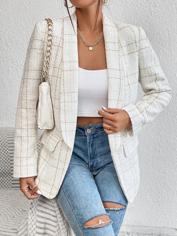 Blazer Isadora – Sofisticação Clássica em Tweed Off-White com Linhas Elegantes