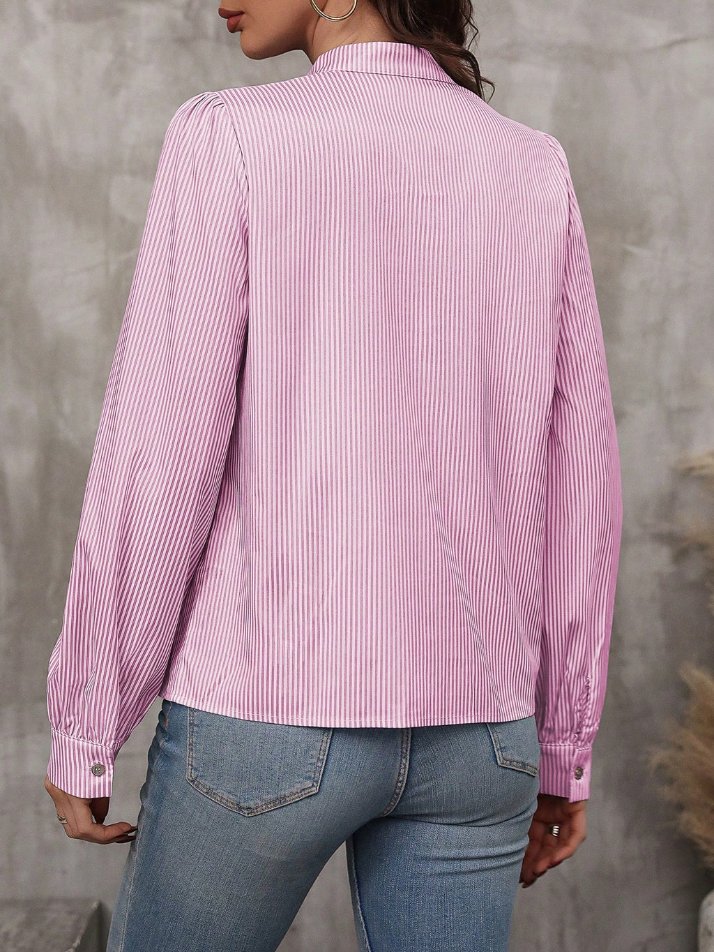 SHEIN LUNE Blusa com Gola de Gravata, Manga Farol e Estampa Listrada, Blusas de Manga Longa