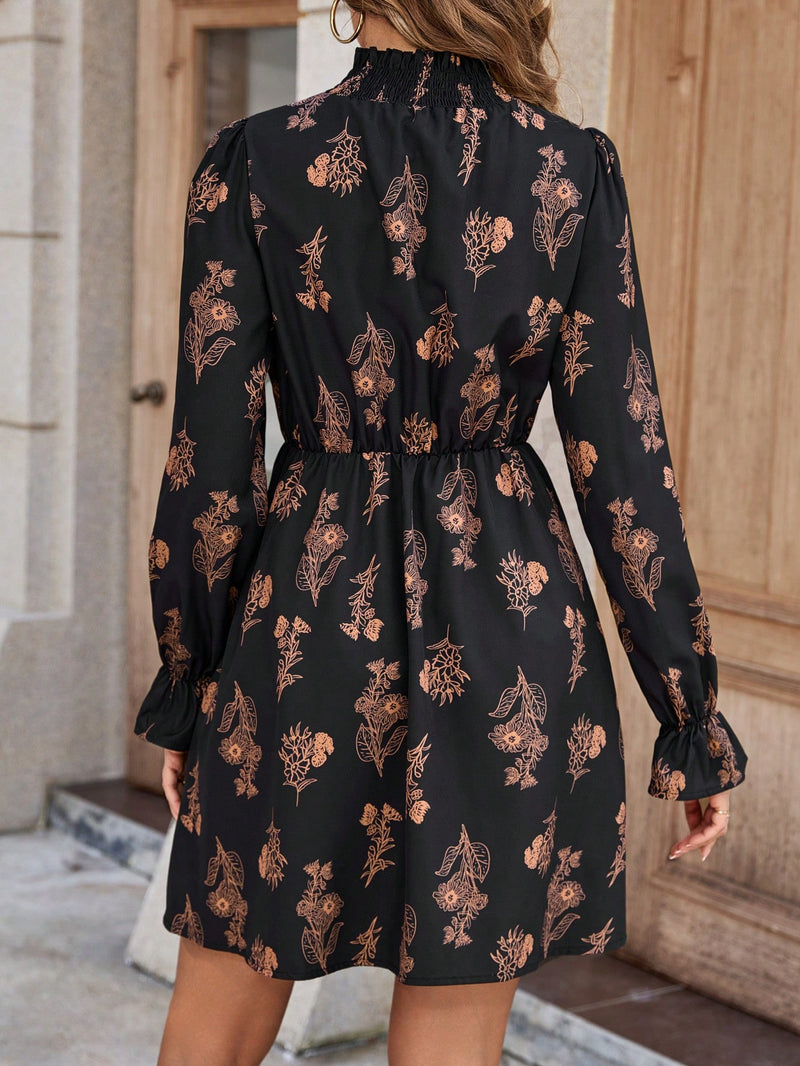 SHEIN Clasi Vestido Com Babados E Mangas Florais Sem Cinto