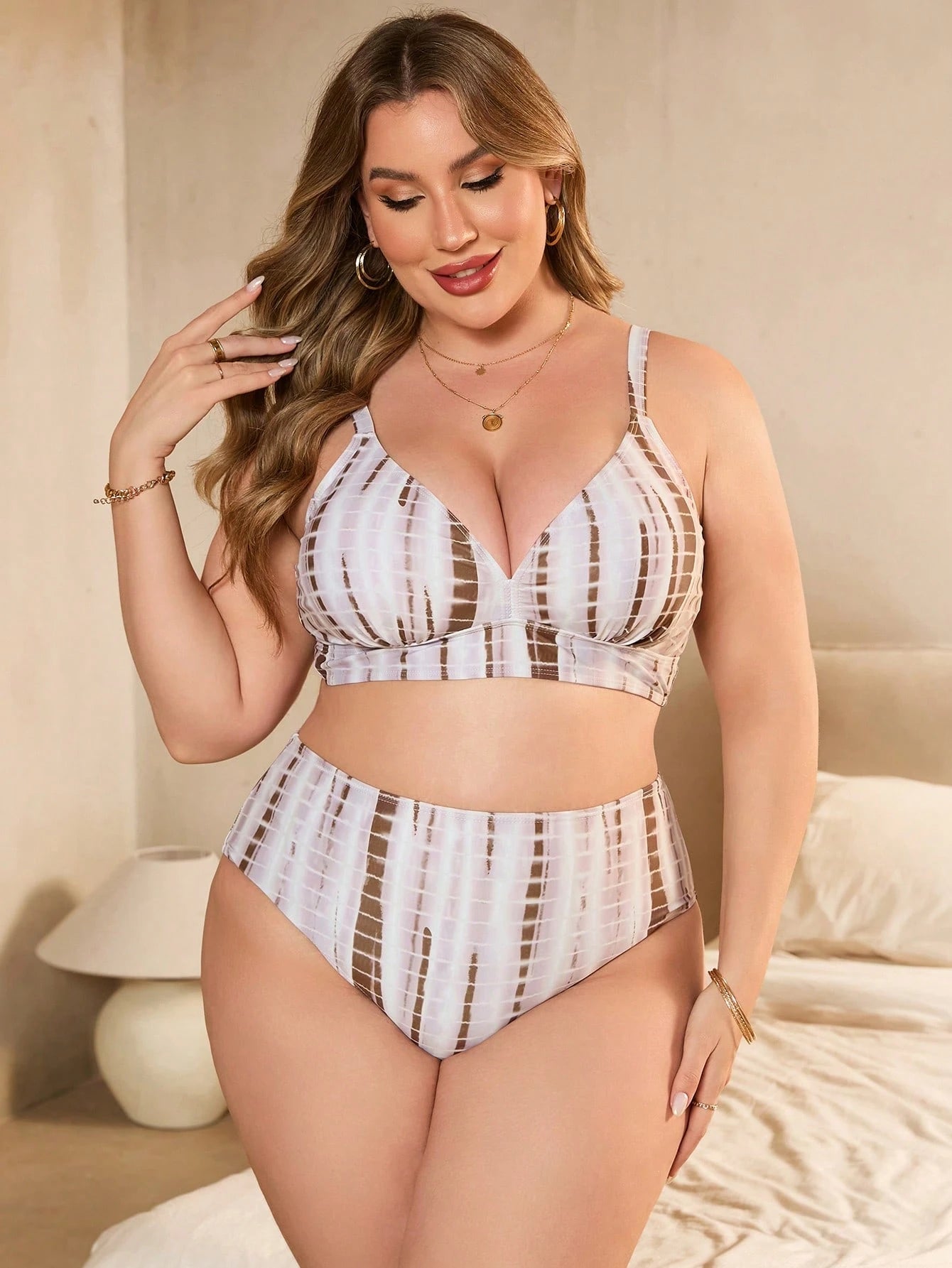 Swim Vcay Conjunto de Maiô Bikini com Três Peças Tie Dye Aleatório Tamanho Plus Size para Praia de Verão