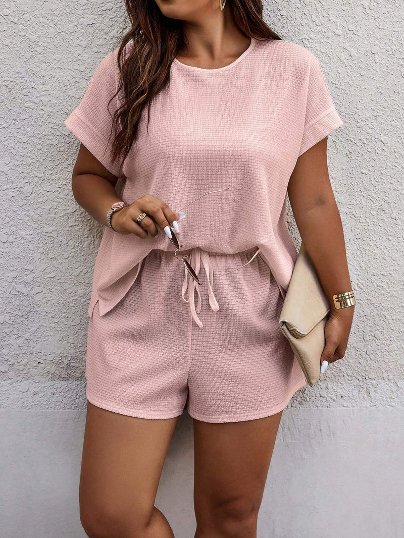 Breezaya Conjunto de 2 peças Plus Size, Top Estilo Boho com Manga de Morcego em Cor Sólida e Shorts com Estampa Aleatória, para Verão