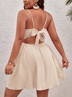 SHEIN VCAY Vestido Cami Plus Size De Cor Sólida Com Nó De Torção & Detalhe Vazado & Sem Costas & Laço Up