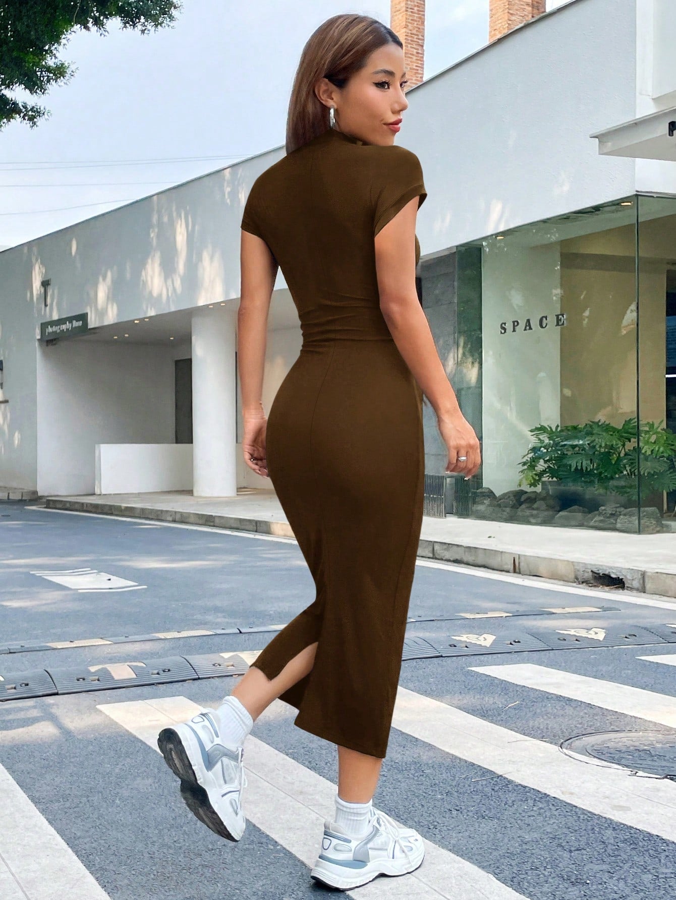 SHEIN EZwear Gola Simulada Sólido Vestido Bodycon