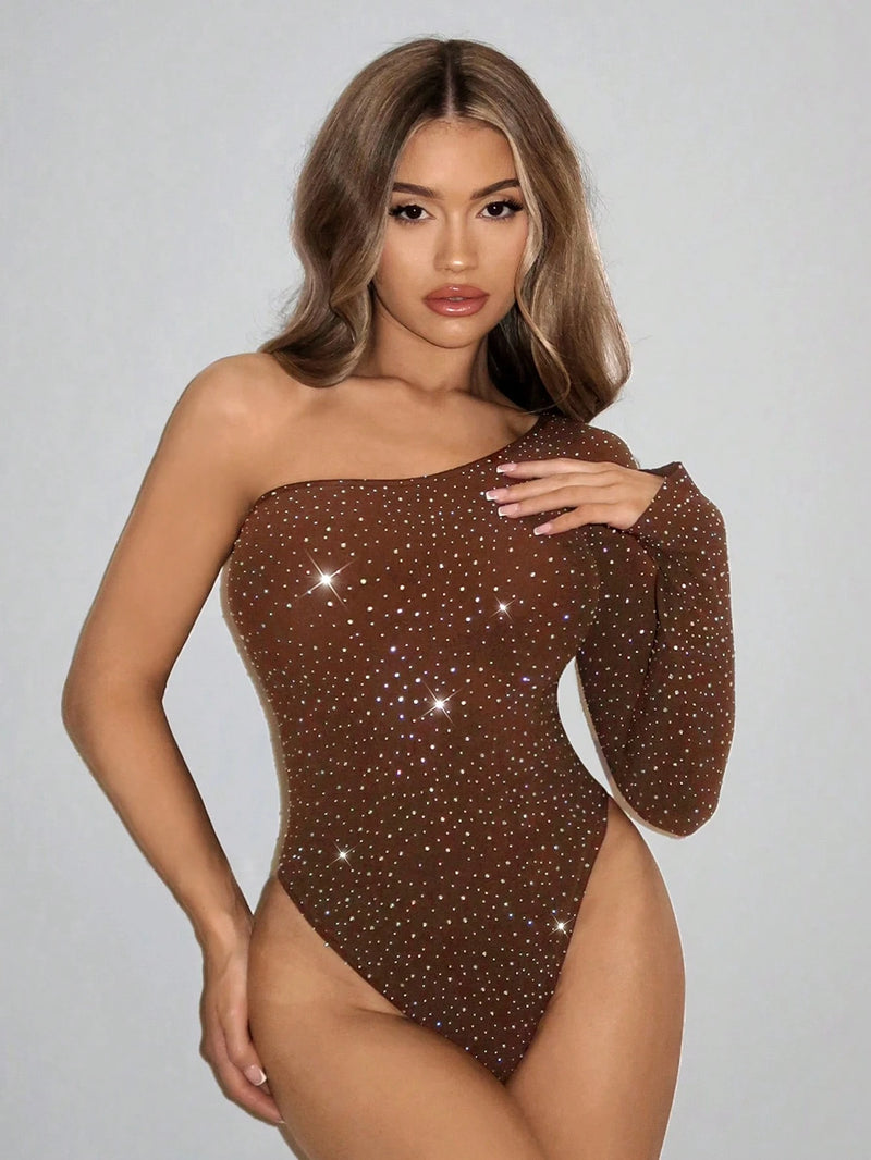 SHEIN BAE Bodysuit de uma só manga assimétrico com decoração de strass, cor sólida e sem emendas, Sexy, Para Verão, Concertos, Festivais, Estilo Y2K