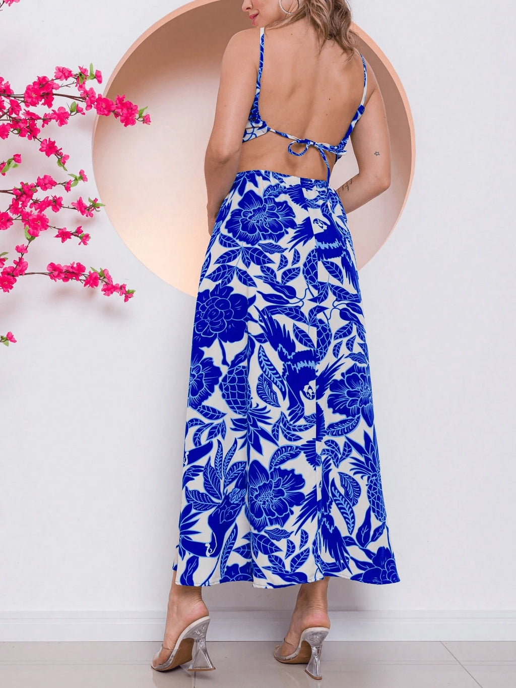 Vendedor Indicado
Vestido Longo Alça Com Bojos Vazado Novo Verâo Moda