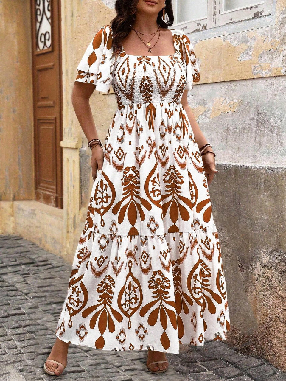 SHEIN Vestido Casual de Verão Boho Simples e Estampado para Uso Diário, Plus Size (Estampa Aleatória) Conjunto Feminino