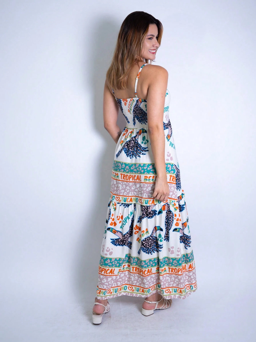 Vendedor Indicadovestido midi estampado viscolinho com lastex e bojo moda blogueir verão