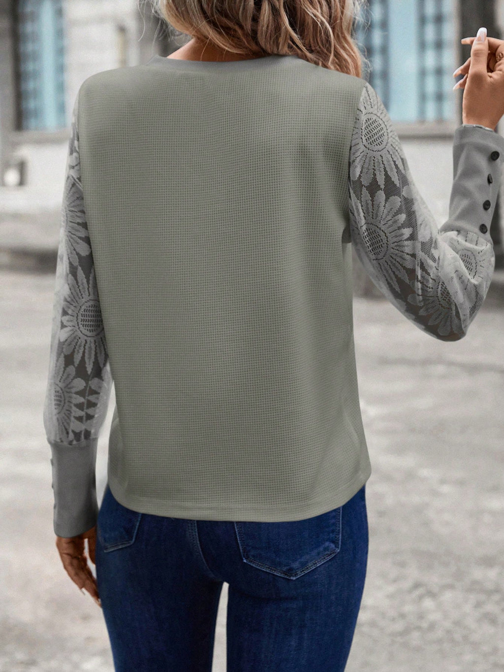 SHEIN LUNE Top Feminino Waffle Branco Com Mangas De Renda