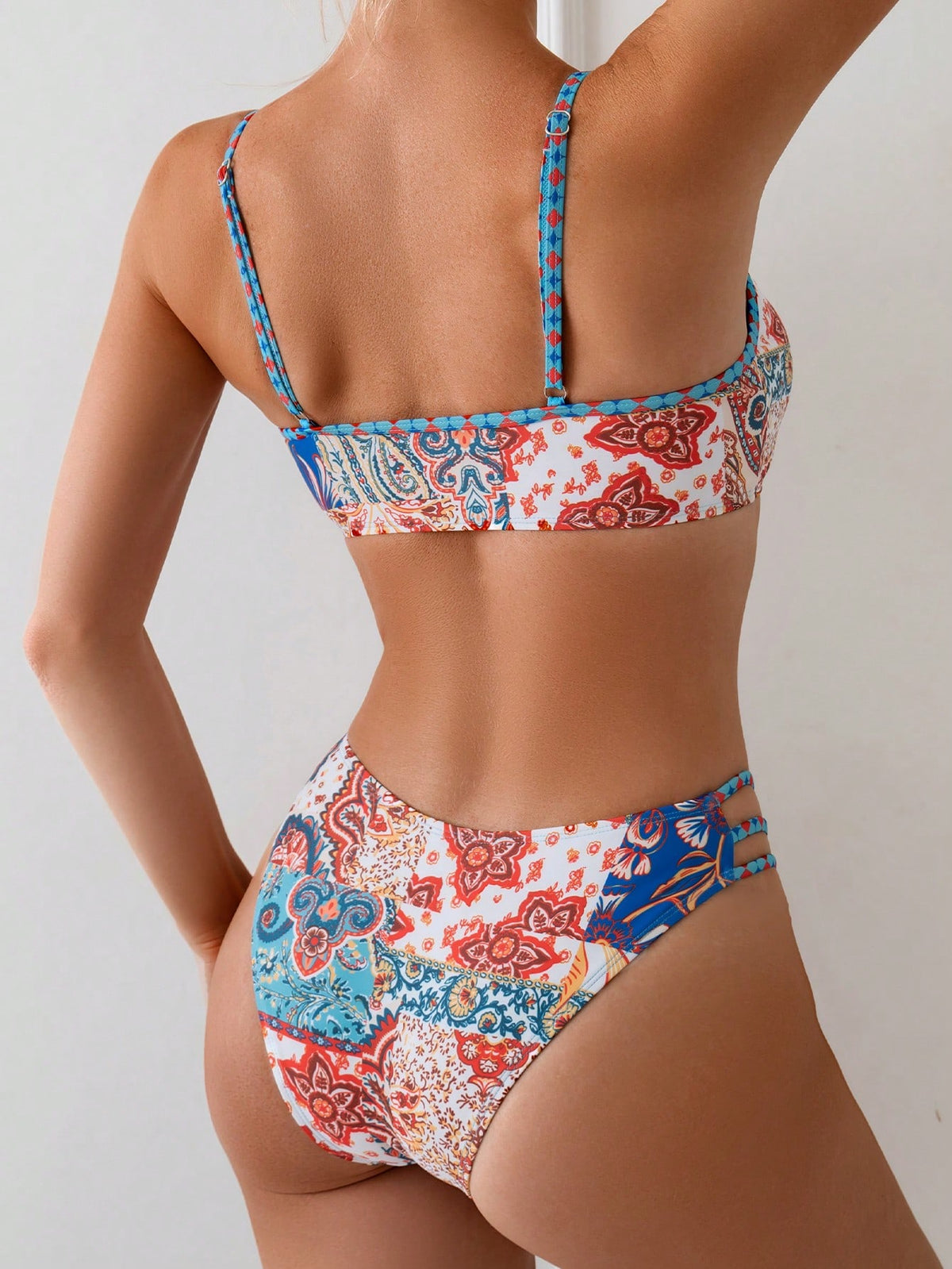 Swim Vcay Conjunto de Maiô Bikini Sexy Floral com Amarração na Frente, Estampa Aleatória, Para Mulheres no Verão e na Praia