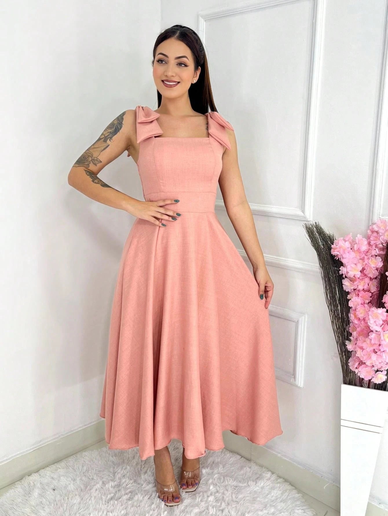 Vendedor IndicadoVestido midi luxo lisa duna linho com laço na manga