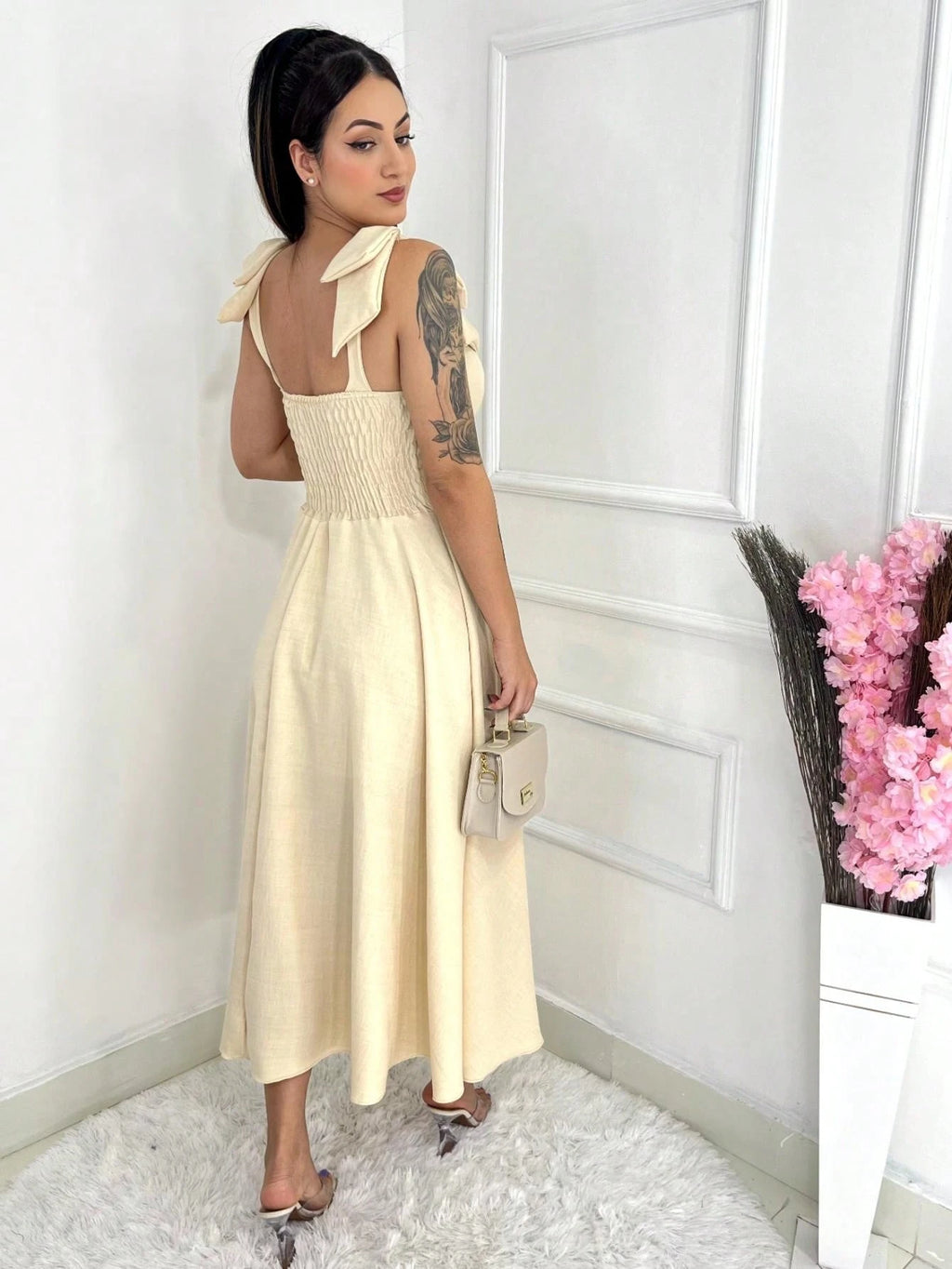 Vendedor IndicadoVestido midi luxo lisa duna linho com laço na manga