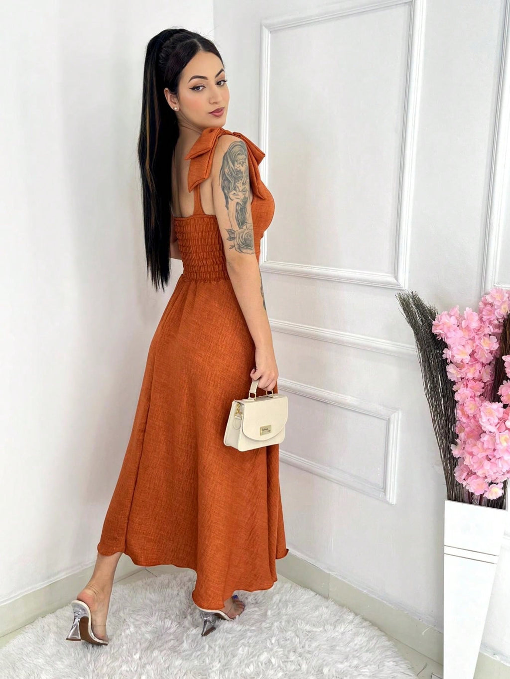 Vendedor IndicadoVestido midi luxo lisa duna linho com laço na manga