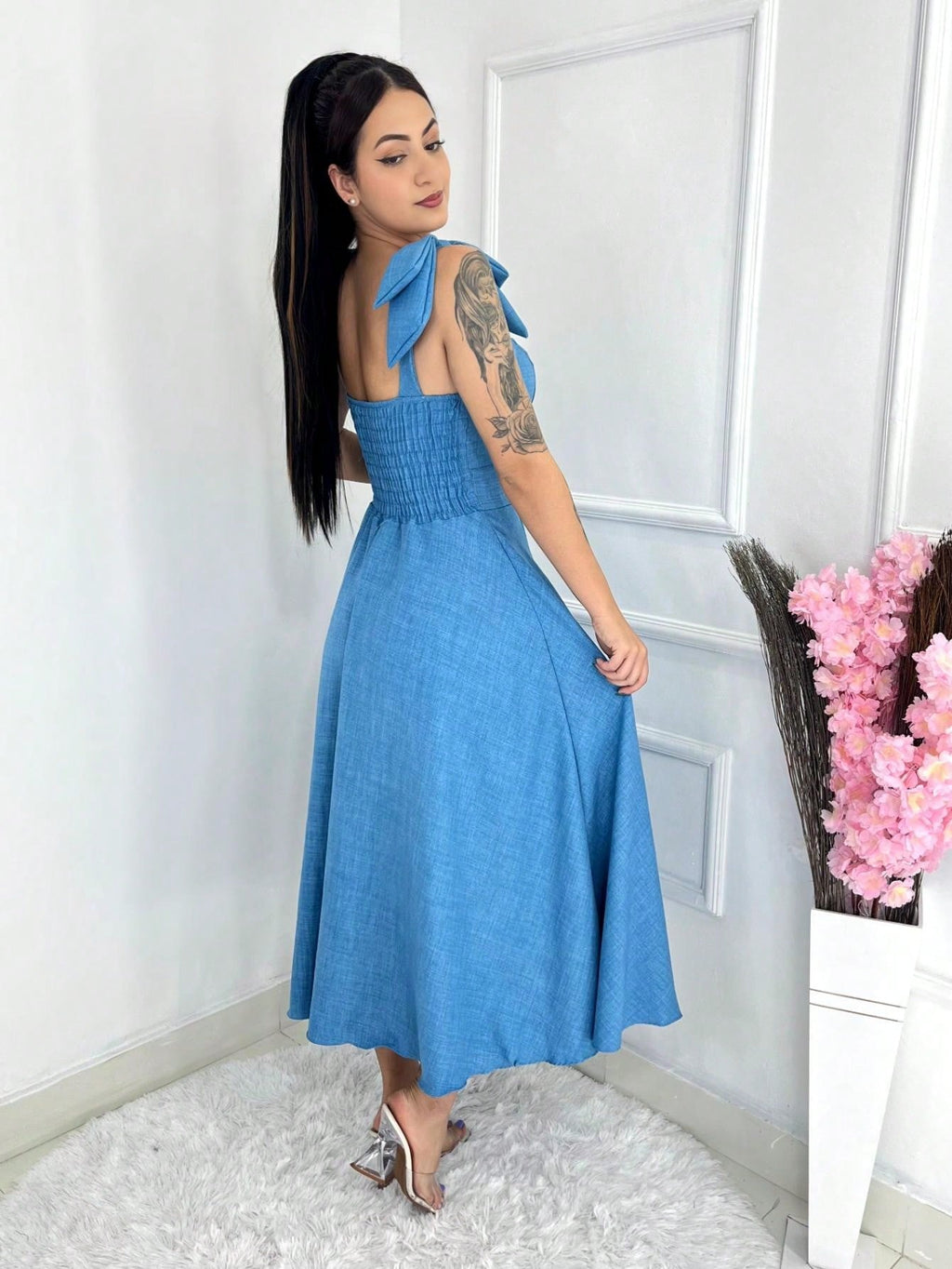 Vendedor IndicadoVestido midi luxo lisa duna linho com laço na manga