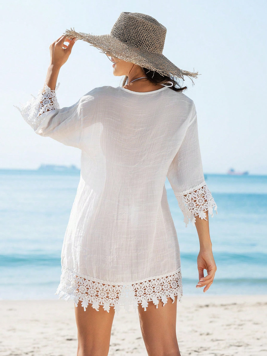 SHEIN Swim Quimono Feminino de Cobertura com Recorte de Renda, de Cor Sólida, para Praia e Férias