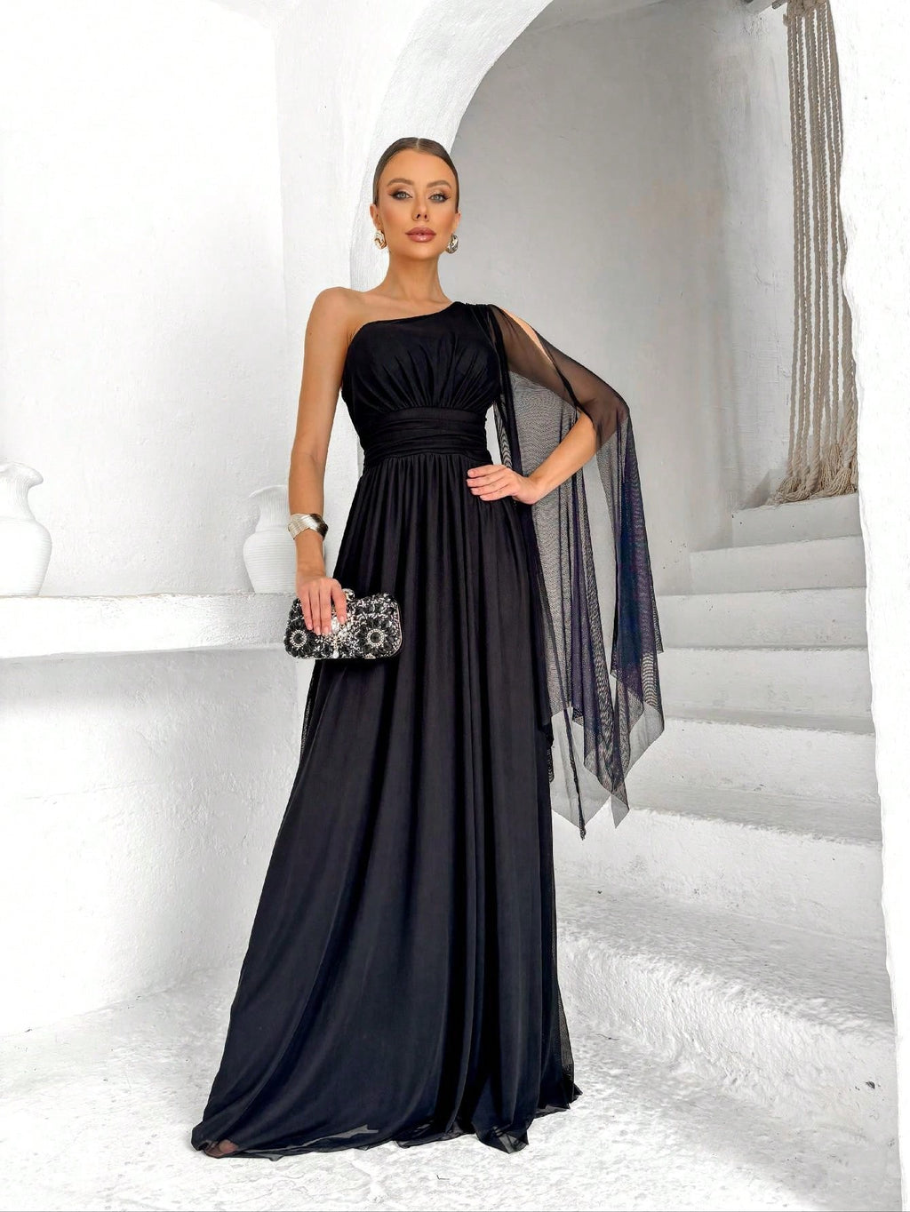 Vestido de festa um ombro só liso