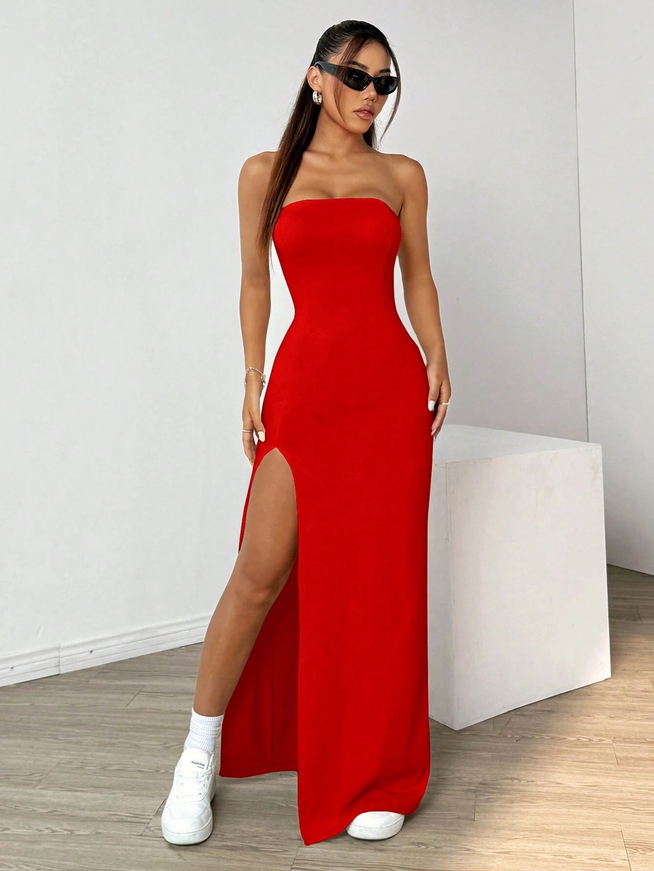 SHEIN EZwear Vestido Casual Justo e Sem Alças de Cor Sólida para Mulheres, Simples e na Moda para Uso Diário