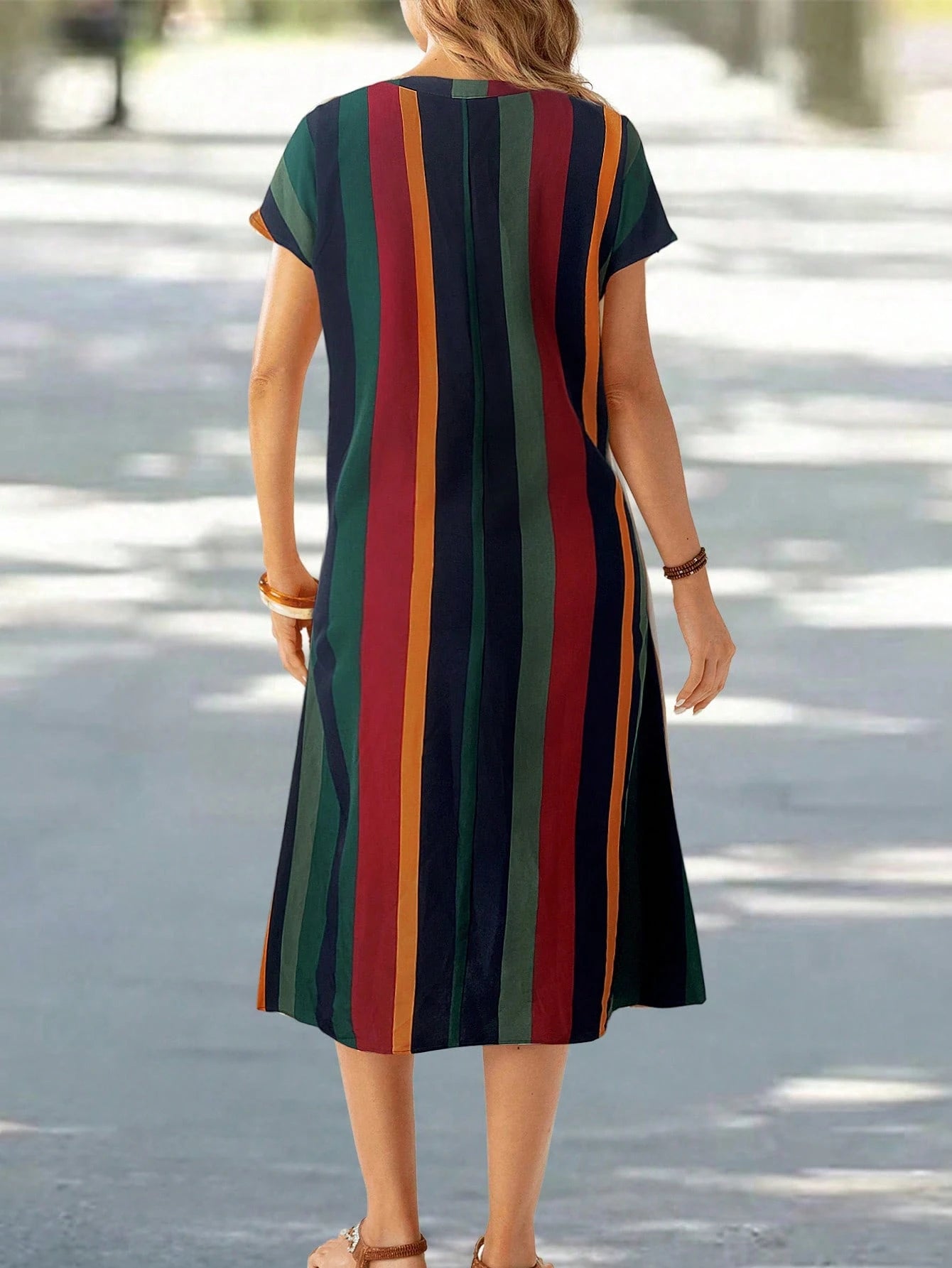 EMERY ROSE Vestido de Verão Feminino com Pescoço em V Ranhura Listras Florais com Estampa de Manga Curta