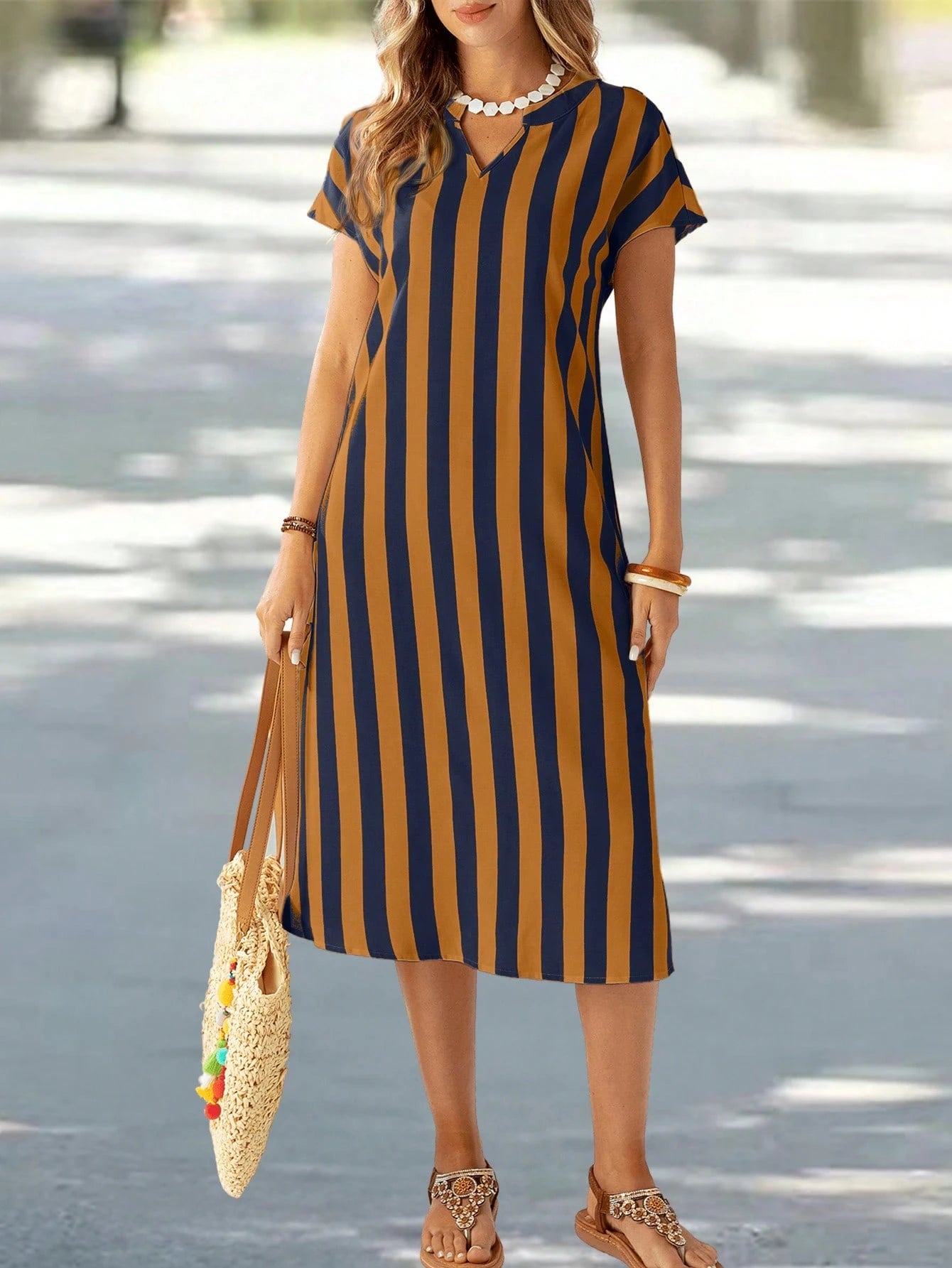 EMERY ROSE Vestido de Verão Feminino com Pescoço em V Ranhura Listras Florais com Estampa de Manga Curta