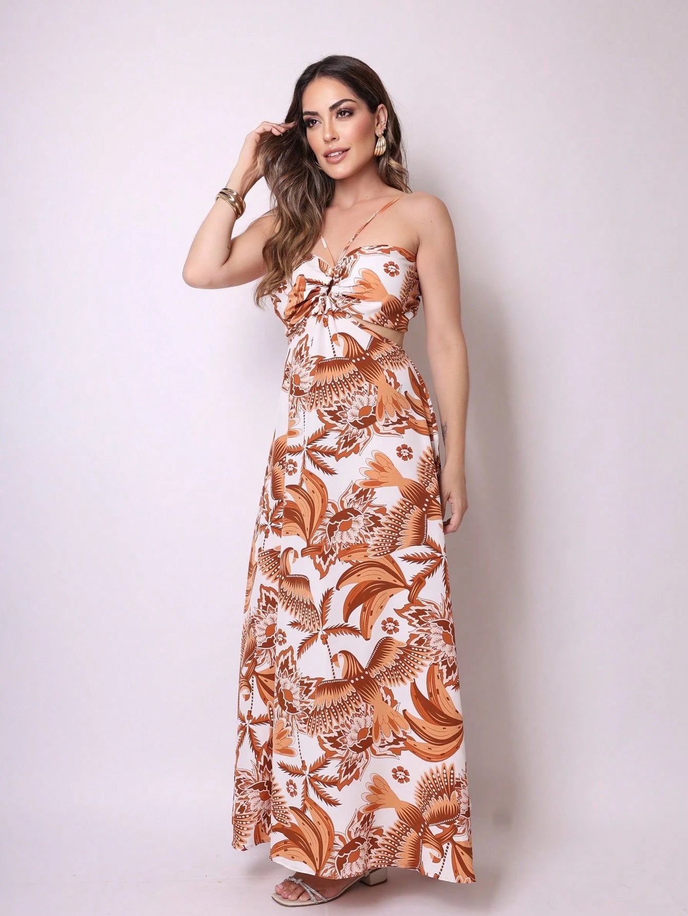 Vendedor Indicado
Vestido Longo Alça Com Bojos Vazado Novo Verâo Moda