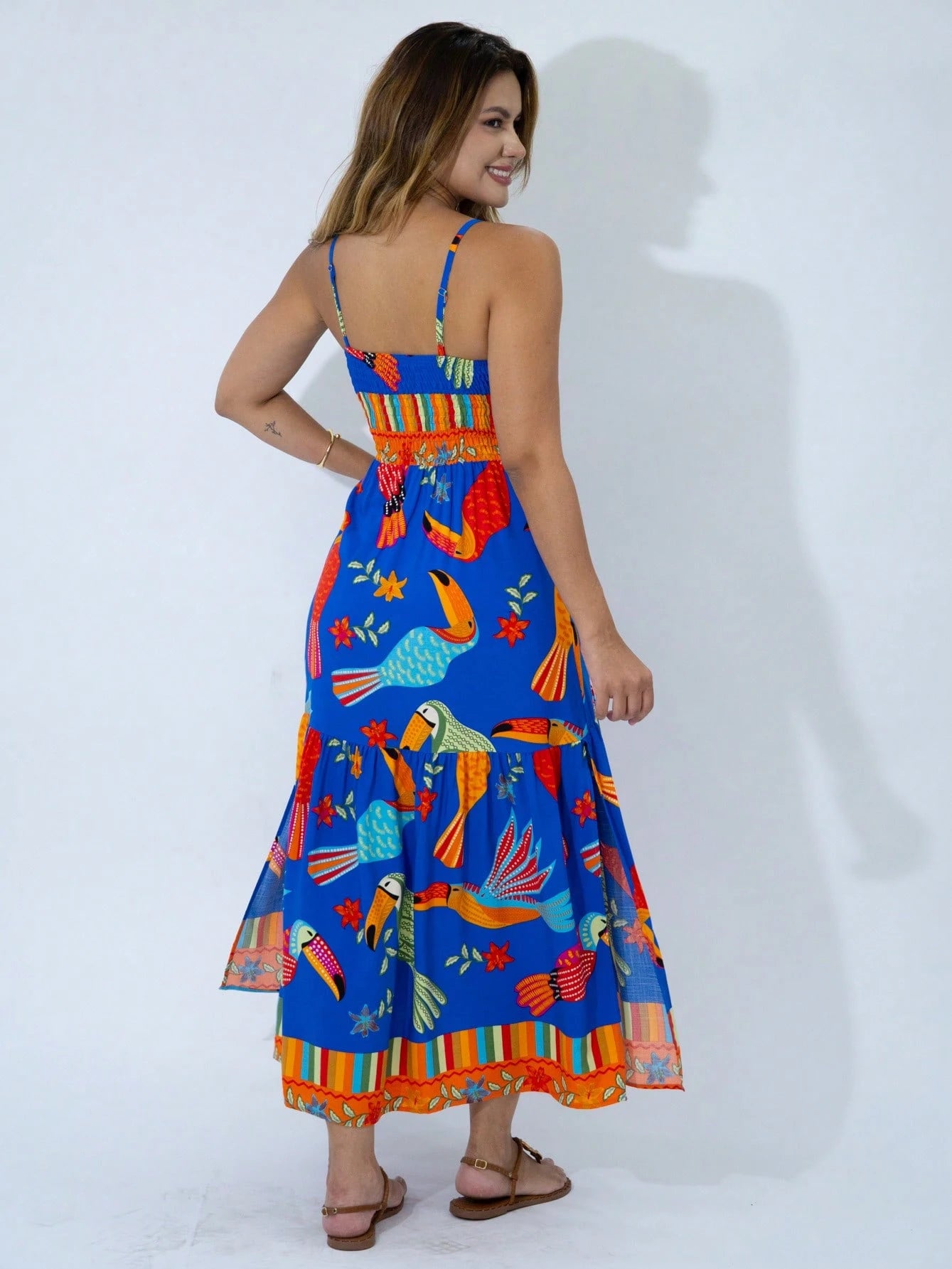 Vendedor Indicadovestido midi estampado viscolinho com lastex e bojo moda blogueir verão