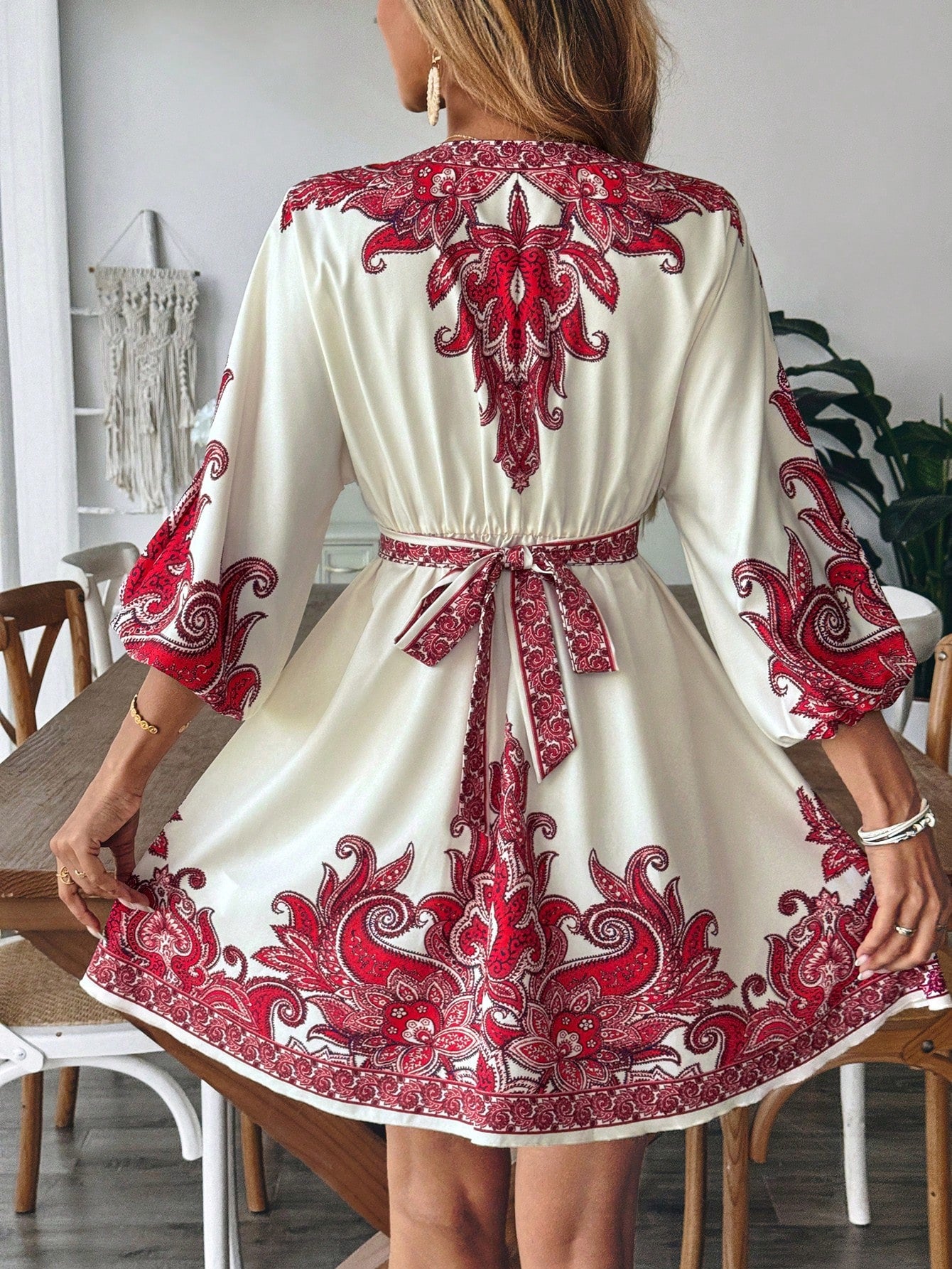 Calvaya Vestido Casual Elegante Francês Versátil de Uso Diário com Estampa de Decote em V, Botão na Cintura, Mangas Longas e Bufantes no Estilo Evasê em Cor Damasco, Primavera/Verão