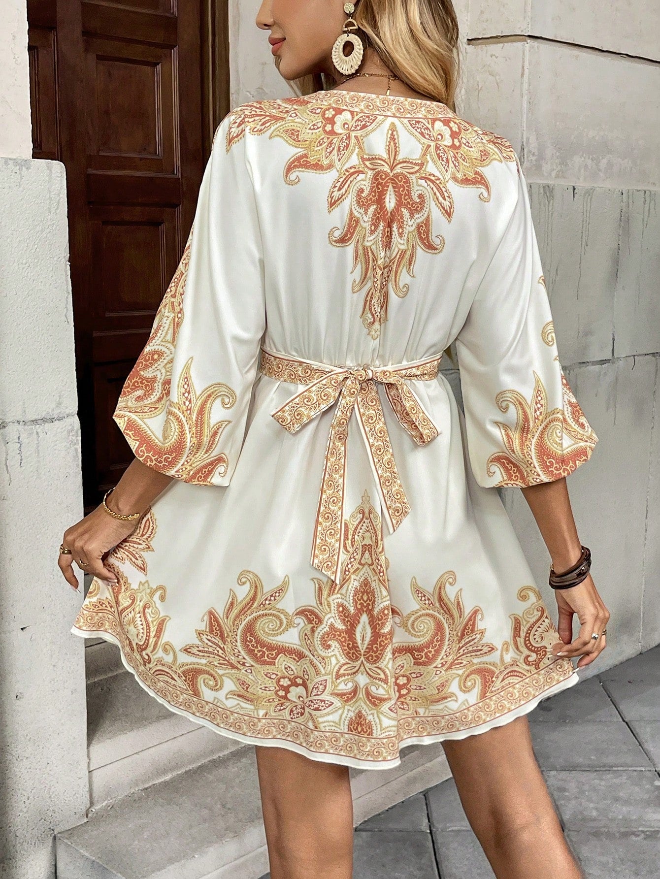 Calvaya Vestido Casual Elegante Francês Versátil de Uso Diário com Estampa de Decote em V, Botão na Cintura, Mangas Longas e Bufantes no Estilo Evasê em Cor Damasco, Primavera/Verão