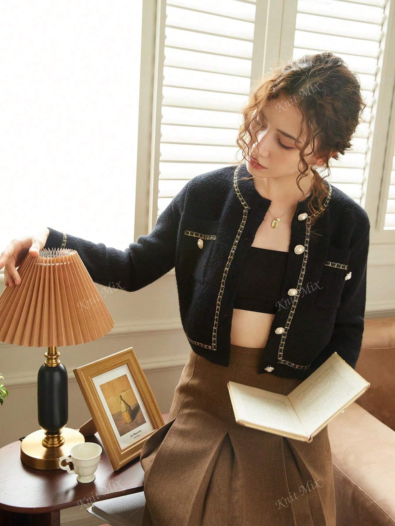 Knit Mix Casaco Básico de Tricô Feminino com Decote em Ribana Contrastante, Top Social de Manga Longa Tricotado, Estampa Floral, Caimento Regular, Primavera, Adequado para o Dia dos Namorados