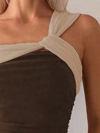 SHEIN Swim Maiô Diário de Verão Simples com Pescoço Assimétrico e Color Block para Mulheres