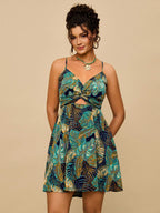 SHEIN VCAY Vestido Cami Plus Size De Cor Sólida Com Nó De Torção & Detalhe Vazado & Sem Costas & Laço Up