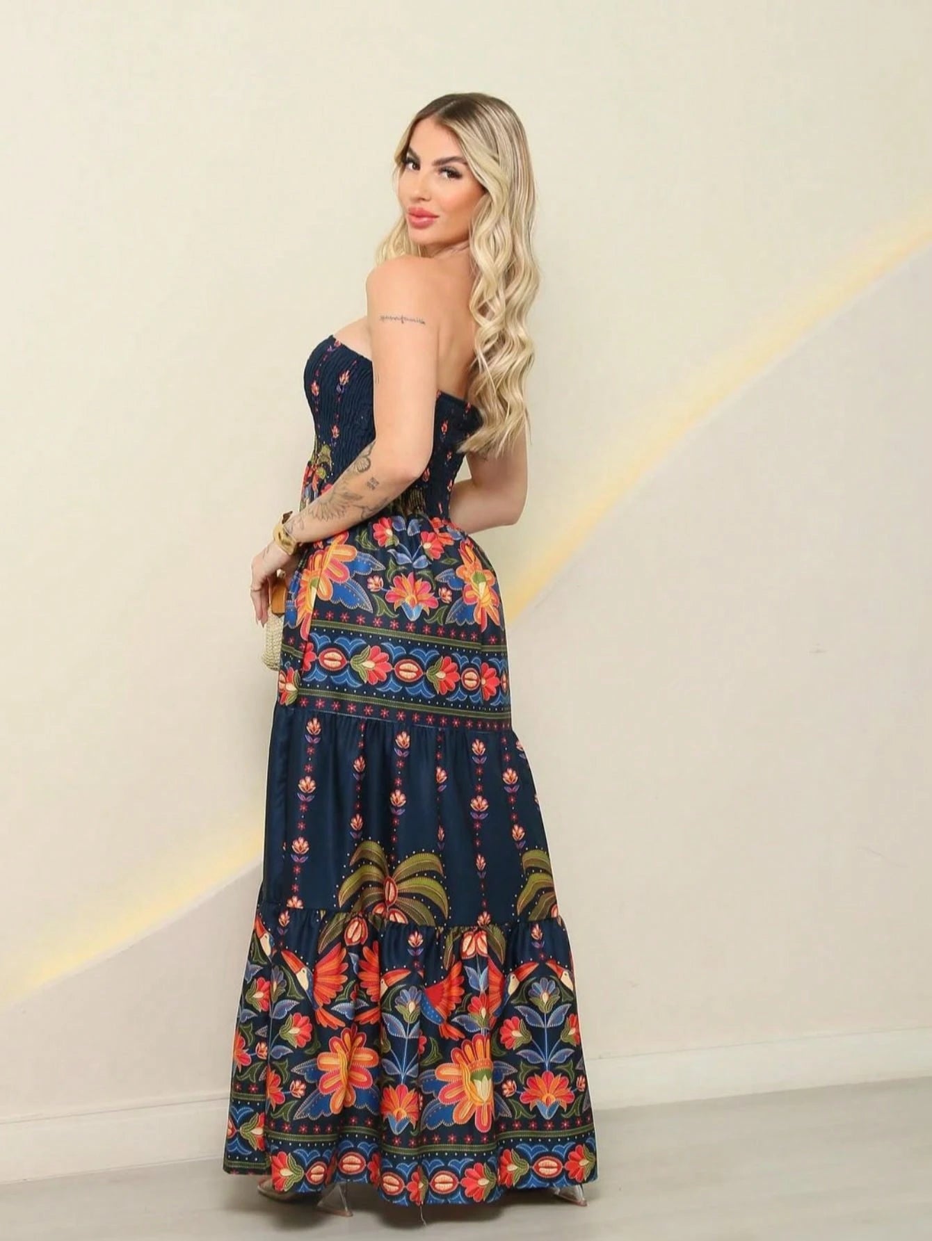 Look de Milhoes!!! Vestido Longo Tomara que Caia Estampado Floral