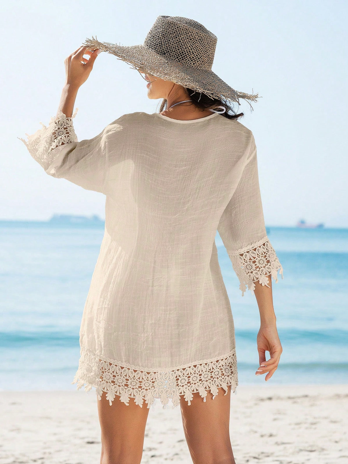 SHEIN Swim Quimono Feminino de Cobertura com Recorte de Renda, de Cor Sólida, para Praia e Férias