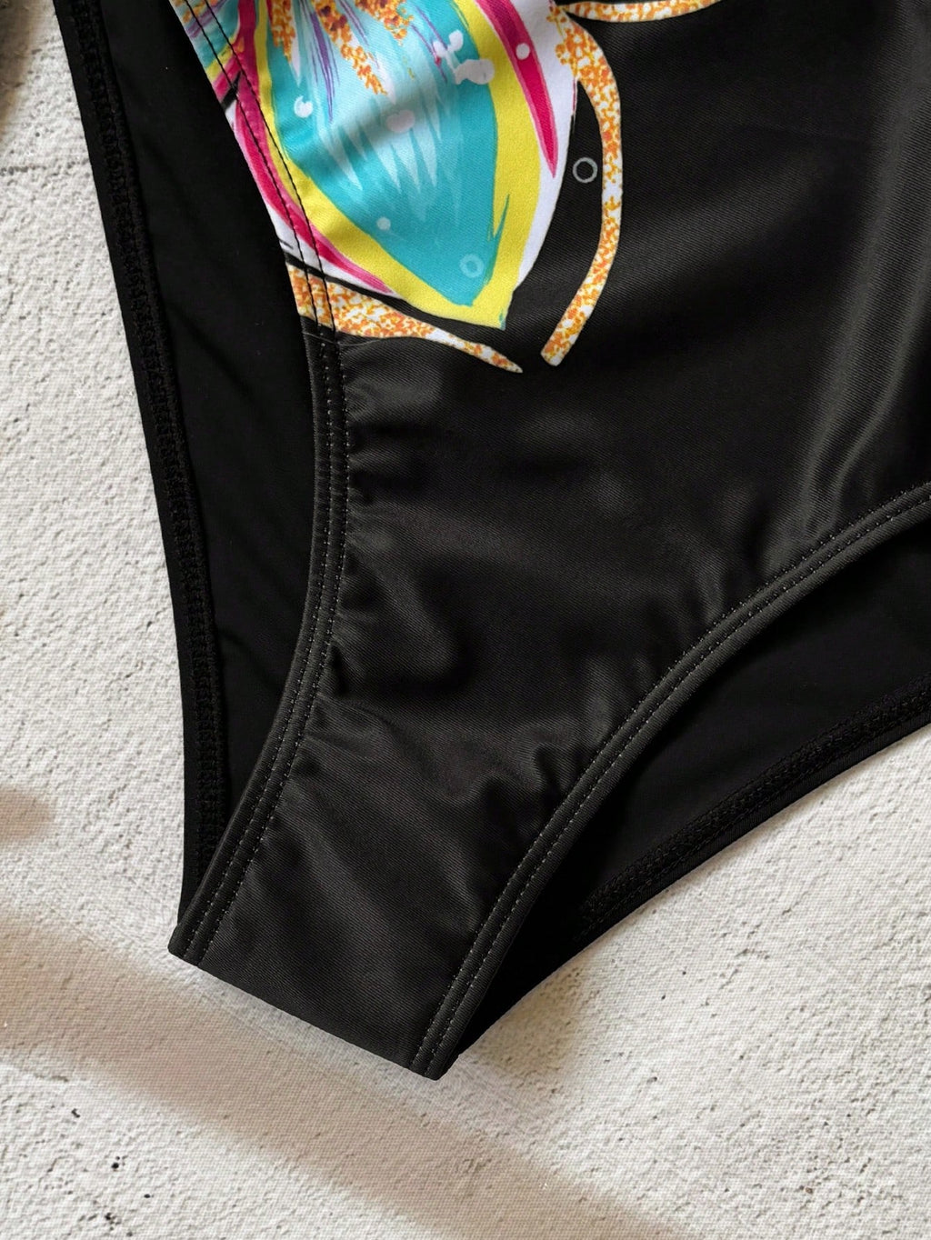 Swim Lushoire Conjunto de Maiô Feminino 2 Peças, Estampa Floral Azul & Branca, Com Aro, Alça Fina, Costas Abertas, Calcinha Cintura Alta com Design de Amarração Lateral, Adequado para Praia, Festa, Férias Casuais