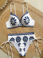 Swim Lushoire Conjunto de Maiô Feminino 2 Peças, Estampa Floral Azul & Branca, Com Aro, Alça Fina, Costas Abertas, Calcinha Cintura Alta com Design de Amarração Lateral, Adequado para Praia, Festa, Férias Casuais
