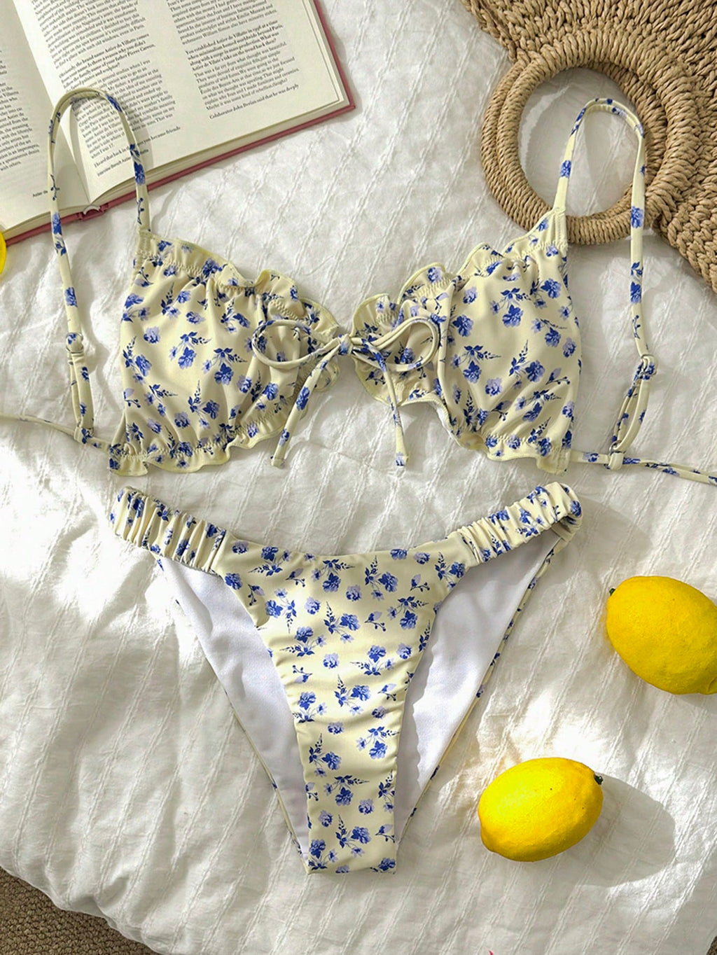 Swim Mod Conjunto de Maiô Bikini de 2 Peças com Tecido Texturizado, Babado, Laço na Frente, Cordão na Cintura, Fofo, Doce, Fashion, Animado para Festa