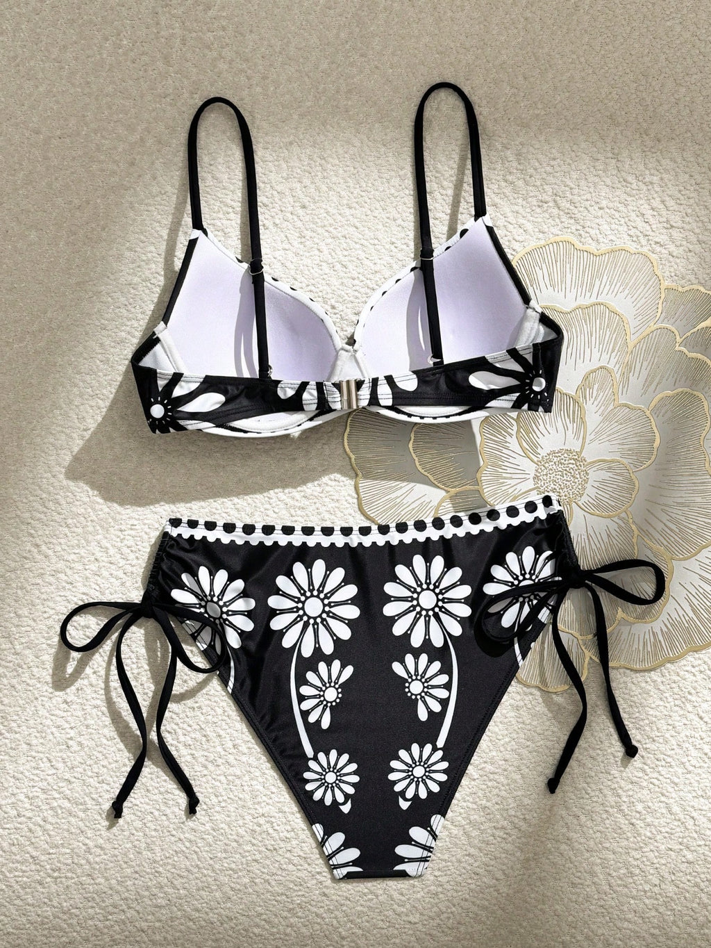 Swim Lushoire Conjunto de Maiô Feminino 2 Peças, Estampa Floral Azul & Branca, Com Aro, Alça Fina, Costas Abertas, Calcinha Cintura Alta com Design de Amarração Lateral, Adequado para Praia, Festa, Férias Casuais