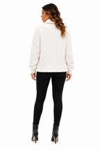 Casaco Teddy Feminino Off White Peluciado