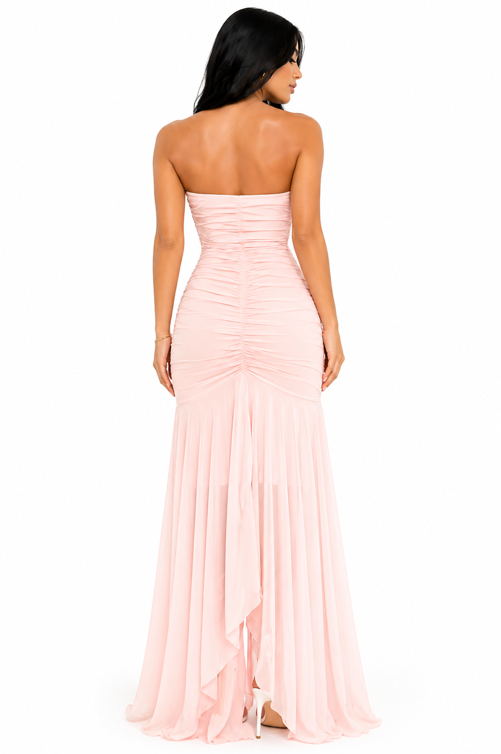 Vestido Mary – Sofisticação Radiante em Tons Dourados