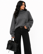 Casaco Feminino Gola Alta Oversized Cinza