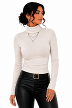 Blusa Feminina Gola Alta Soft Nude