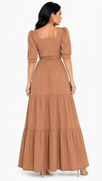 Vestido Charme Atemporal Marina com Toque Sofisticado Marrom