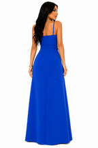 Vestido Vick – Elegância Atemporal com Toque de Ousadia