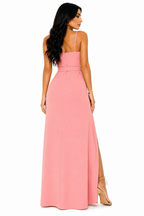 Vestido Vick – Elegância Atemporal com Toque de Ousadia