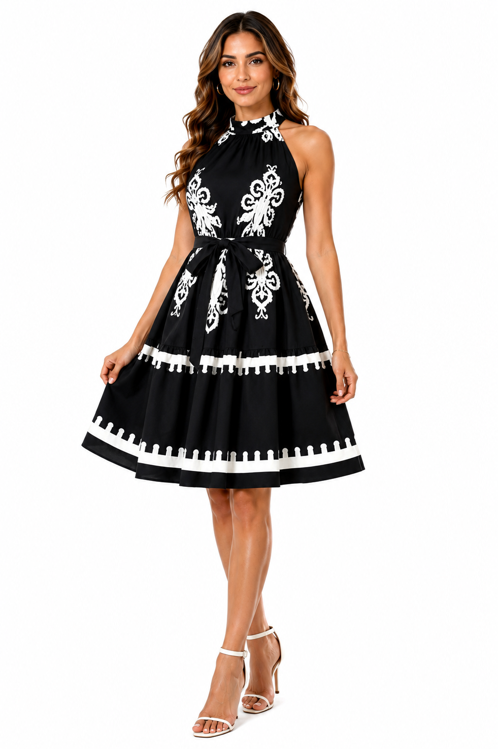 Vestido Elegância Clássica com Detalhes Preto